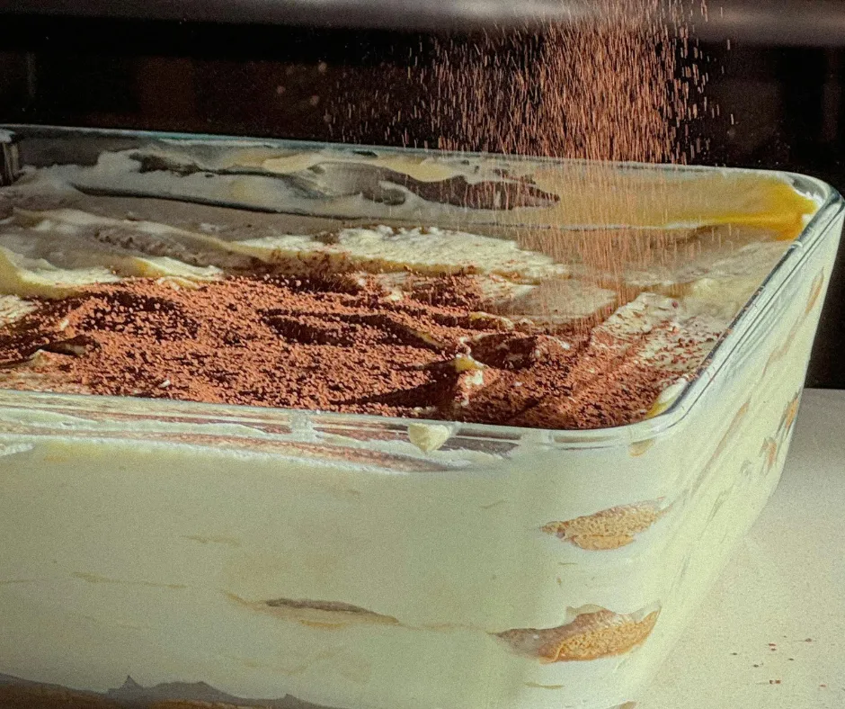 On a tenté le tiramisu sans œufs (et sans mascarpone)